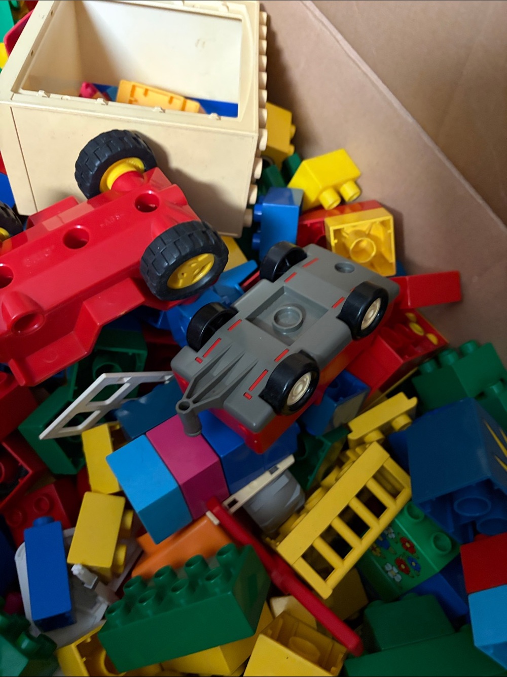 Classic Interlocking Building Blocks Set - Multicolor - Picture 6 of 9